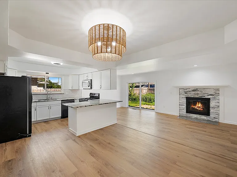 11489 Anna Lisa Dr — Photo 14