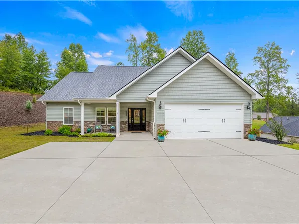 475 Twin View Dr, Westminster, SC 29693