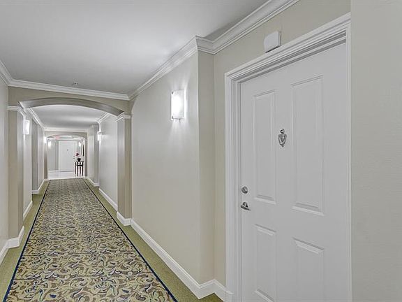 5th image of 600 S Dixie Hwy APT 425