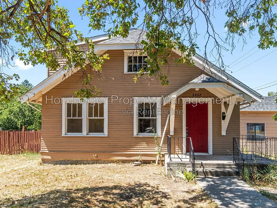 2627 N Martin St