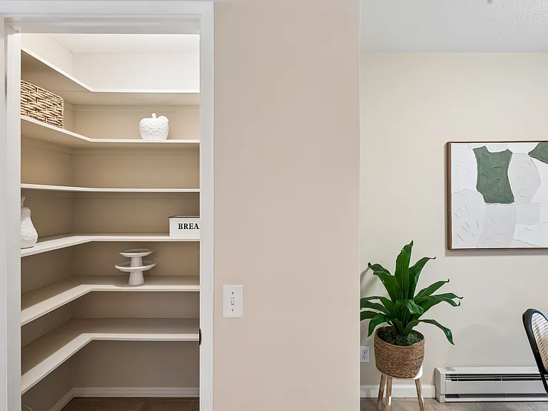 4024 Farm Hill Blvd #8 — Photo 3