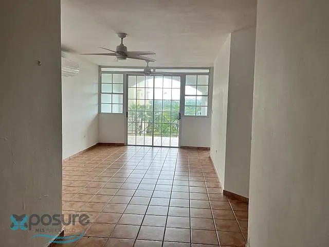 693 Royal Palm #302