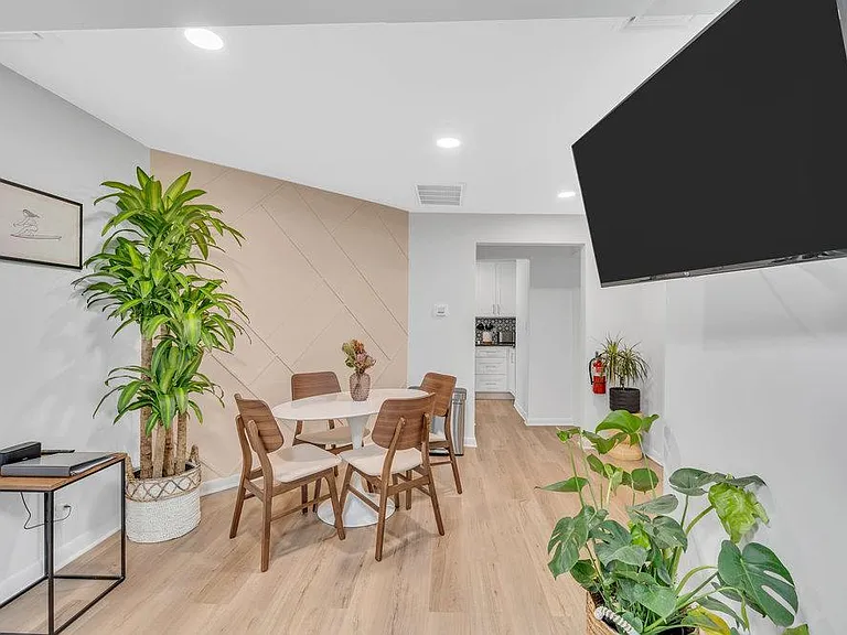 506 Brinley Ave #5 — Photo 12