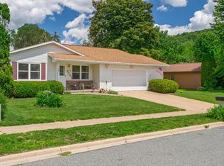 1405 Lake St, Onalaska, WI 54650