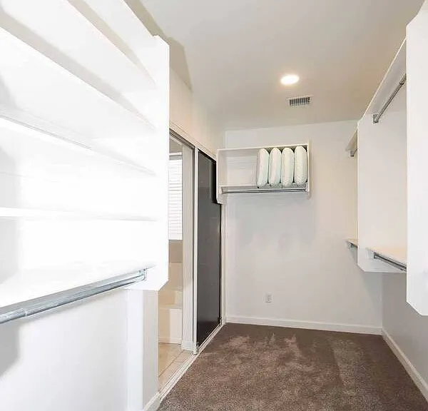2510 W Big Oak St — Photo 30