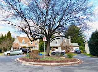 11266 Valley Bend Dr, Germantown, MD