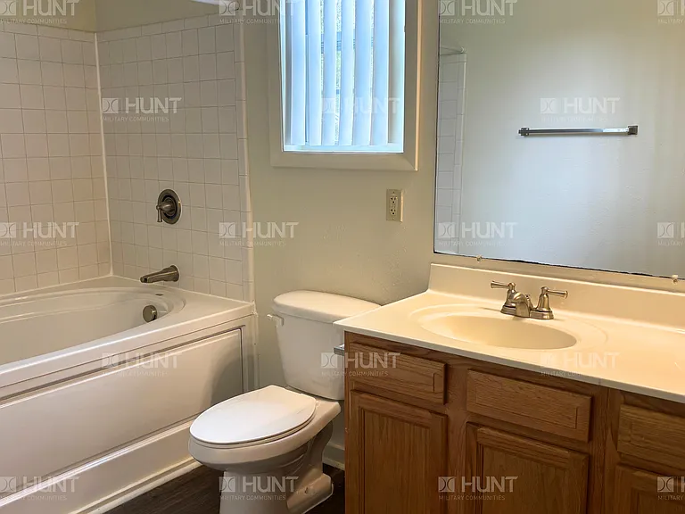 8 Van Buren Dr — Photo 8