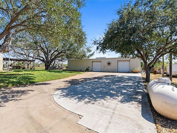 4th image of 345 Trail Ridge Dr