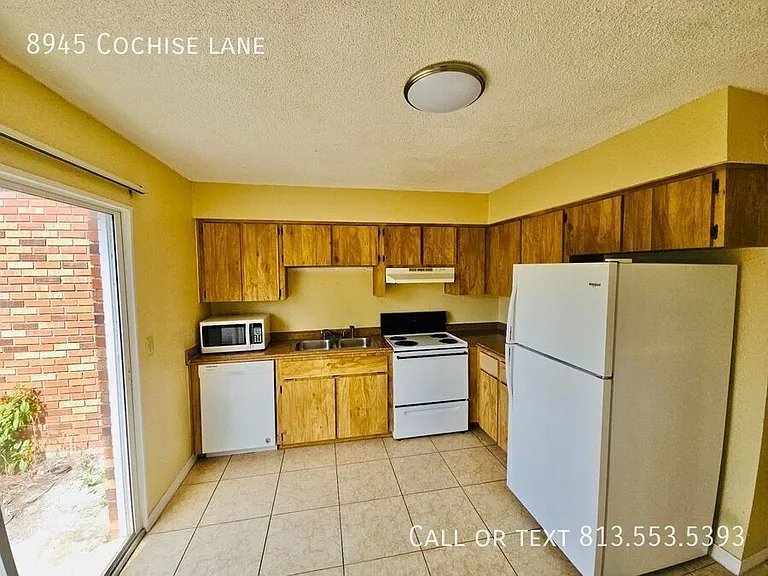 8945 Cochise Ln — Photo 24