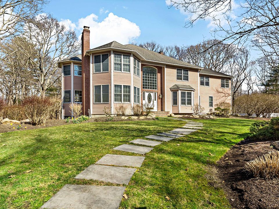 1st image of 25 Dale Hill Dr