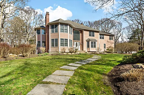 25 Dale Hill Dr Photo 1