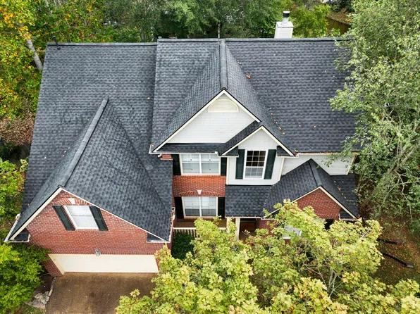 5024 Stonemeade Dr, Nashville, TN 37221