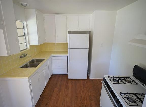 2nd image of 6317 Dorchester Dr