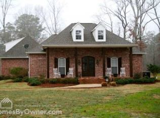 560 Westwind Dr, Brandon, MS 39042