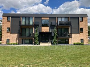 8426 Woodhaven Dr SW UNIT 4, Byron Center, MI 49315