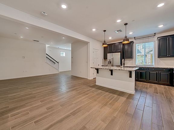 3rd image of 3057 Bernini Pl