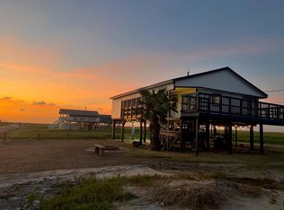 334 Bay Ave, Freeport, TX 77541