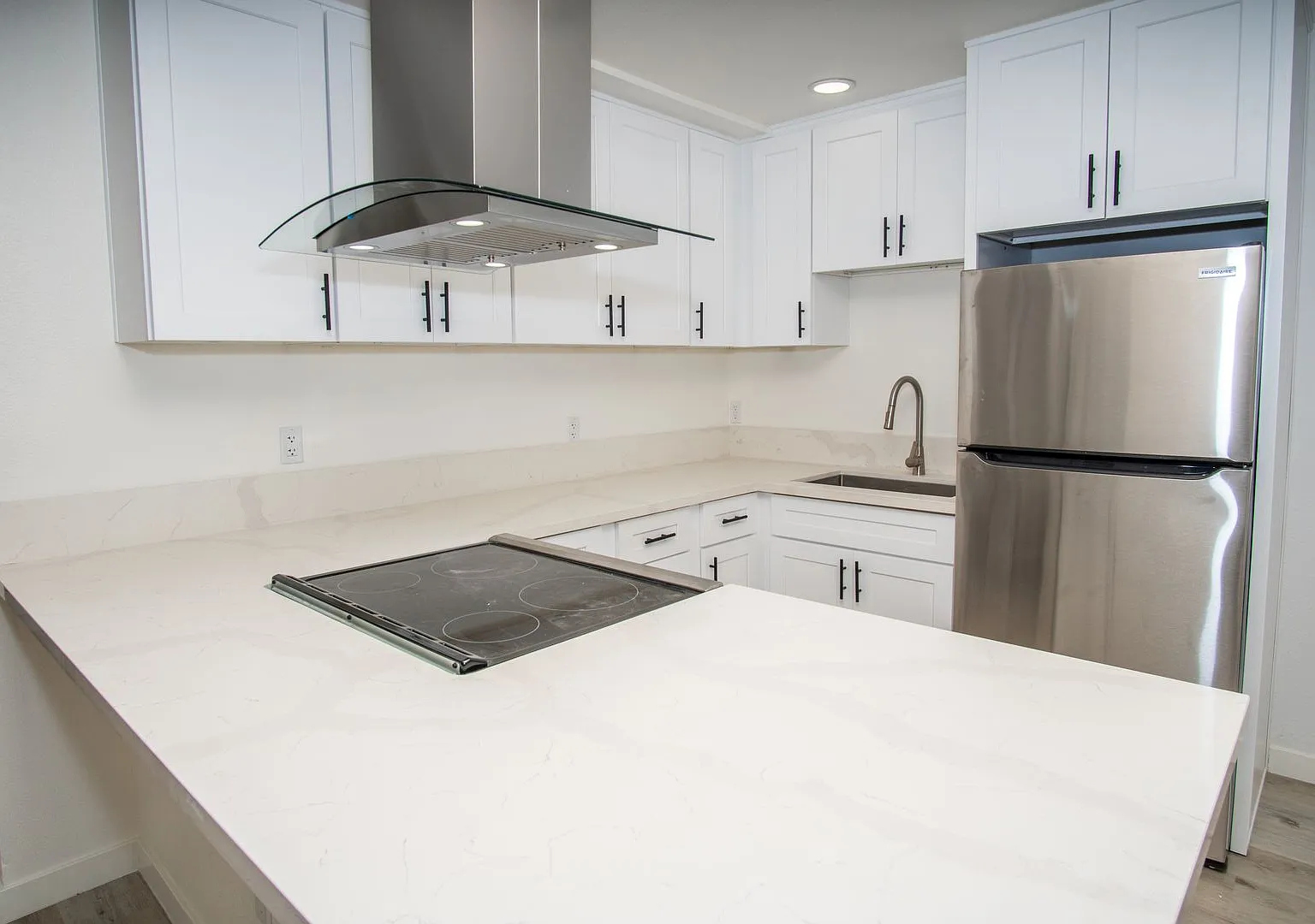 Kelly St | 6701-33 — Photo 3