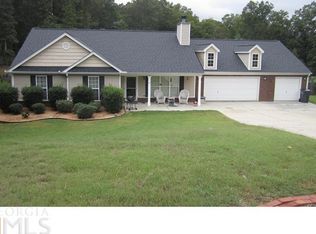 1539 Cardinal Ln, Winder, GA 30680