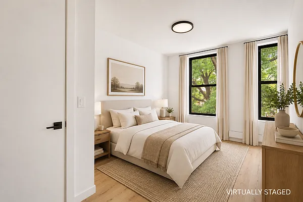 Bedroom, photo 2