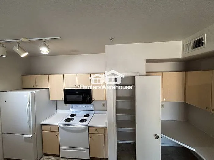 1720 E Thunderbird Rd #2124 — Photo 6