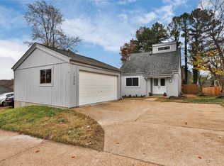 1626 Award Dr, Ballwin, MO