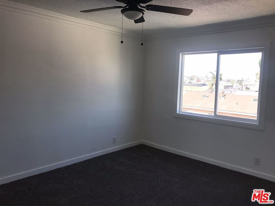 2nd image of 6812 11th Ave #11