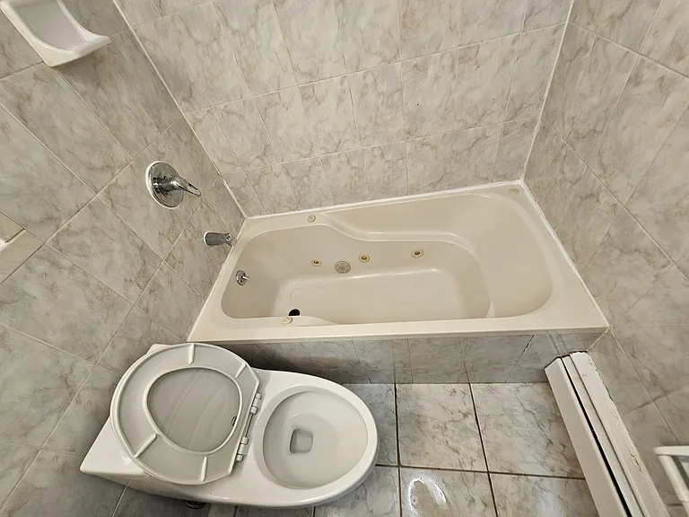 3500 Hudson Ave #1 — Photo 2