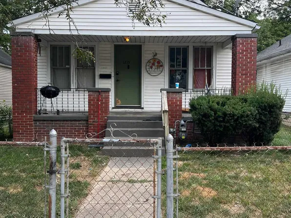 1215 Henning Ave, Evansville, IN 47714