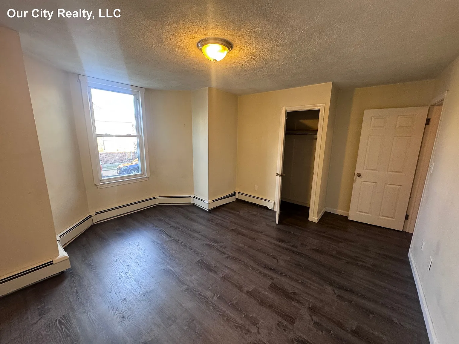 3 bed, 1.0 bath, $3,700 — Photo 1