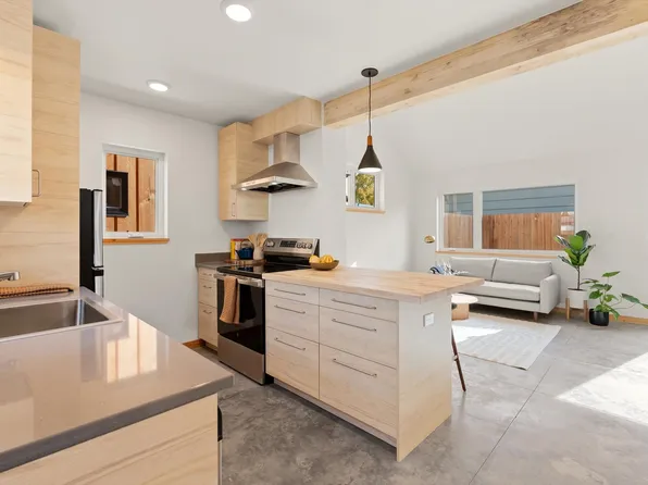 1026 Charlo St, Missoula, MT 59802