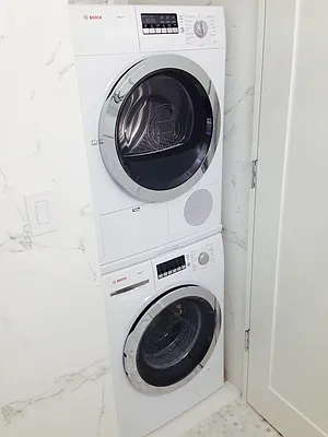 Rented by Mann Maurice A | media 36