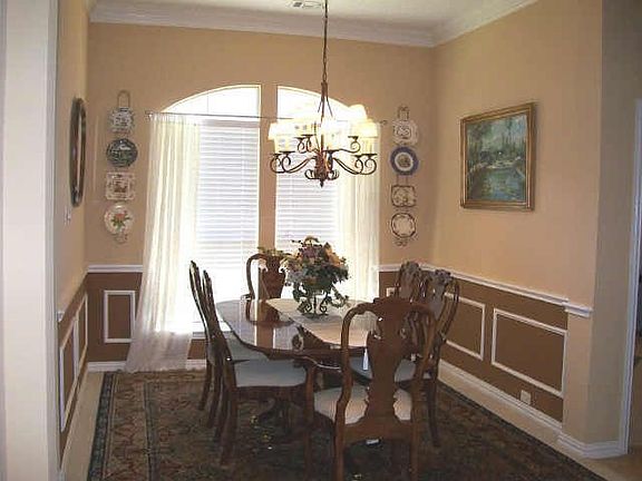 4th image of 2684 Pinehurst Dr