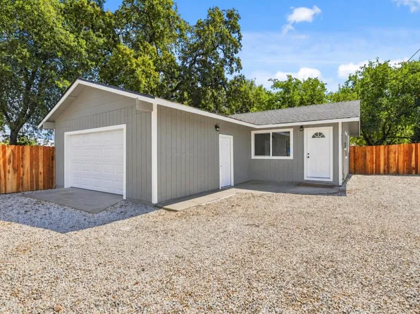 3405 West St, Redding, CA 96001