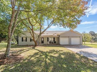 2419 Birdie Rd, Griffin, GA 30223