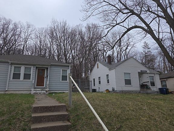 3rd image of 503 Waverly Rd