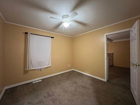 4th image of 413 Indianwood Blvd