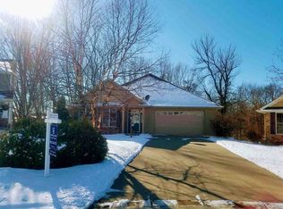 530 Golf Side Ct, Hortonville, WI 54944