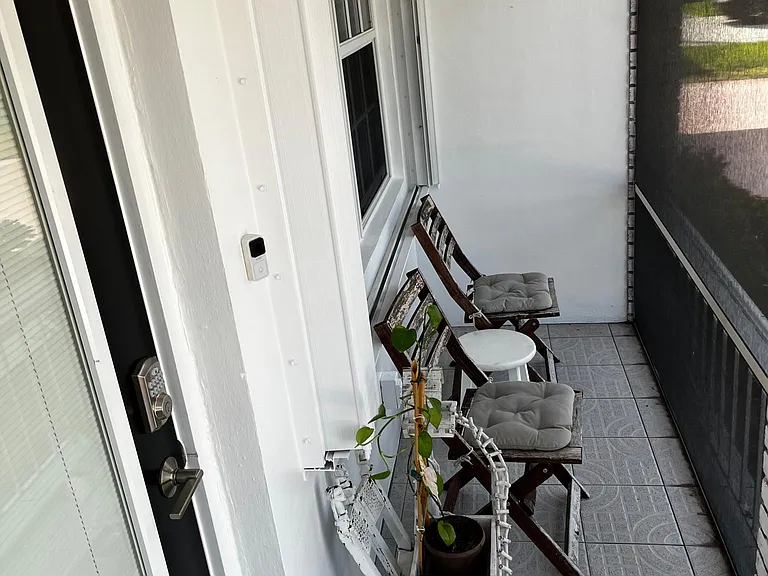 4540 NW 12th Dr — Photo 33