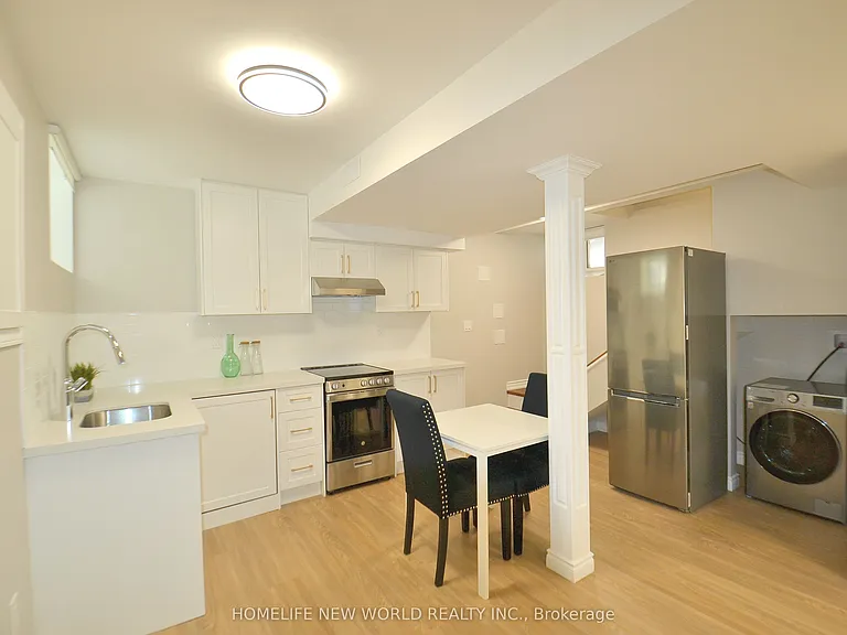 102 Belmont Ave #LOWER — Photo 3