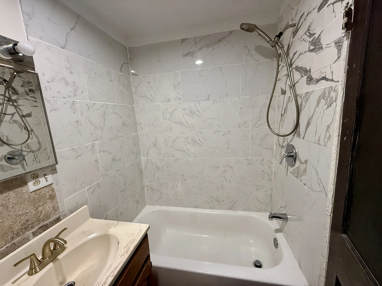 1010 12th Avenue, Huntington, WV 25701 - 4 — Photo 4