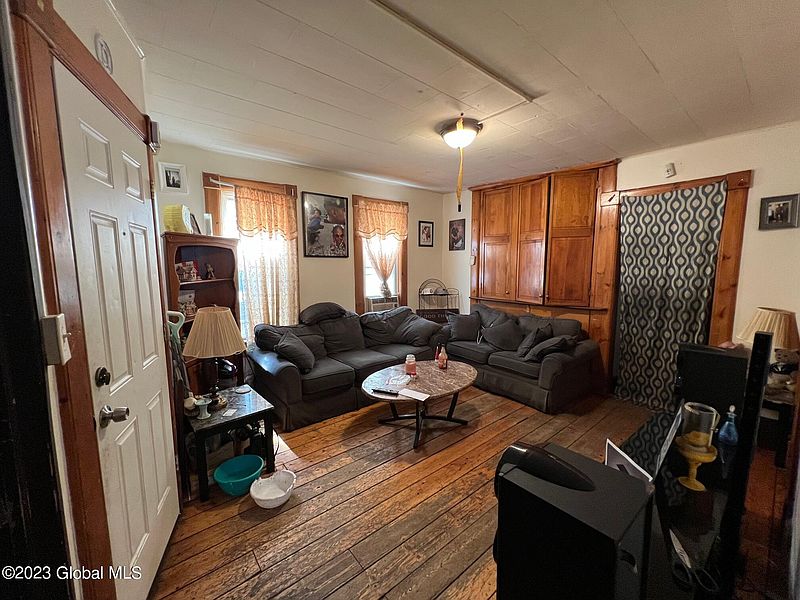 2nd image of 604 3rd Street