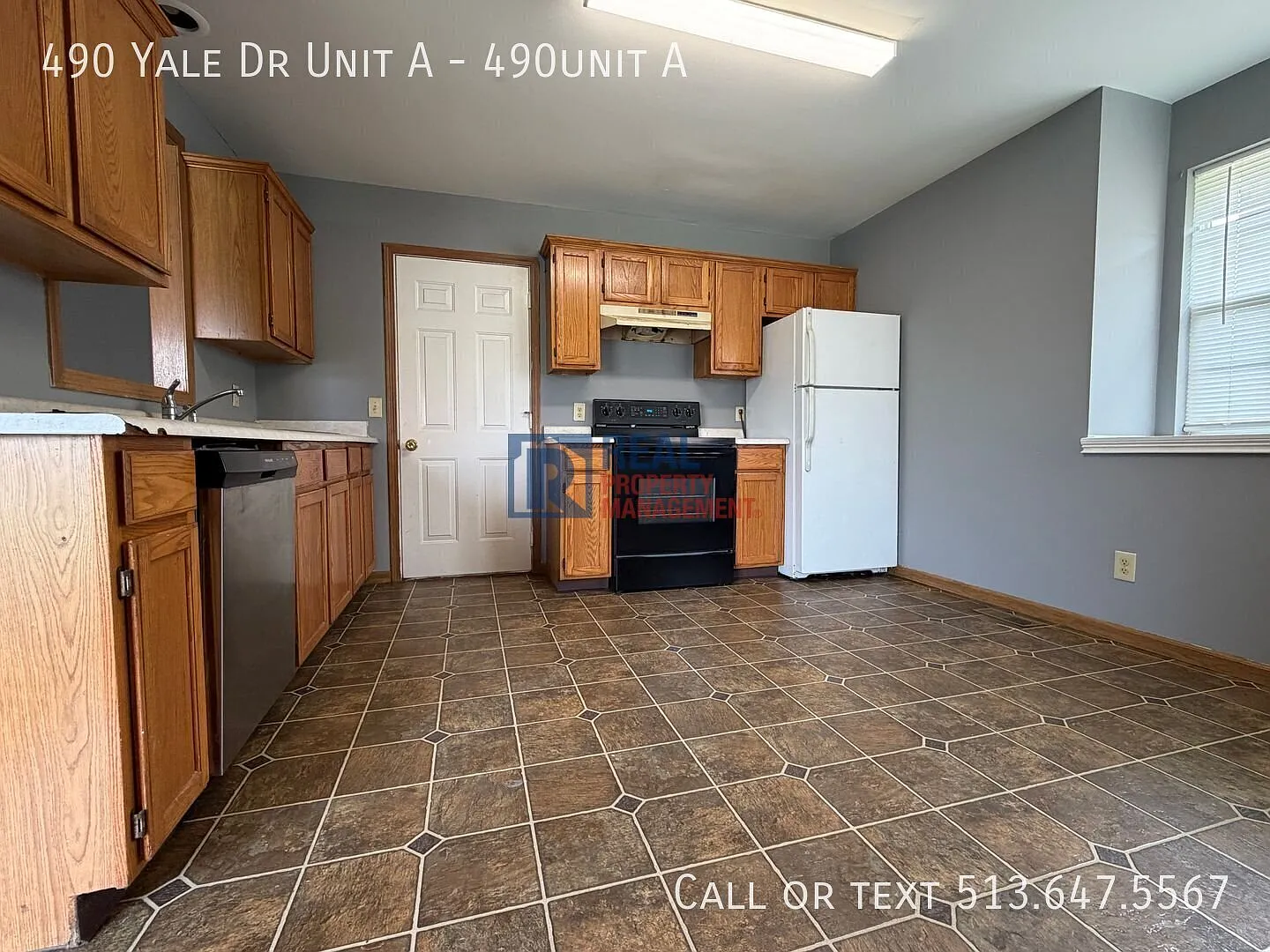 Practical 3BR Apartment — Photo 3