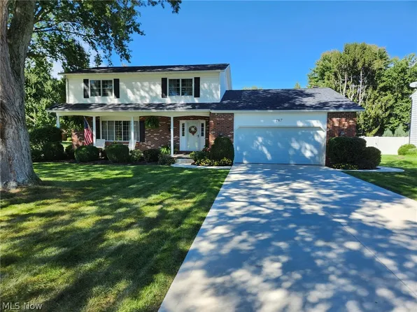 187 Crestview Dr, Elyria, OH 44035
