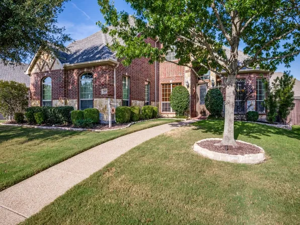 2415 Strathfield Ln, Trophy Club, TX 76262
