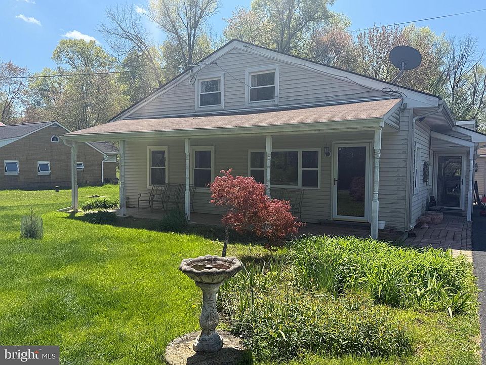 1st image of 1696 Chestnut Ridge Rd