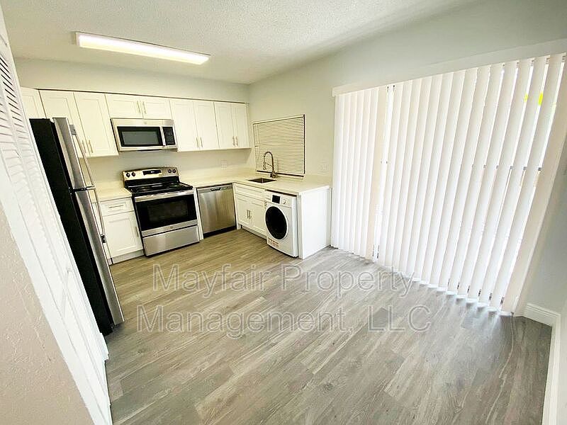 1st image of 4415 Treehouse Ln APT 23H