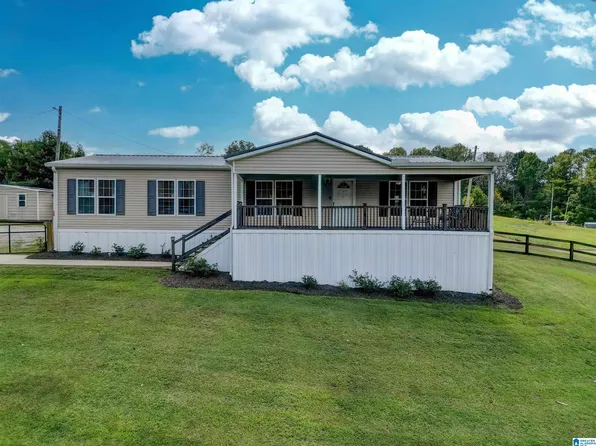 54 County Road 1365, Vinemont, AL 35179