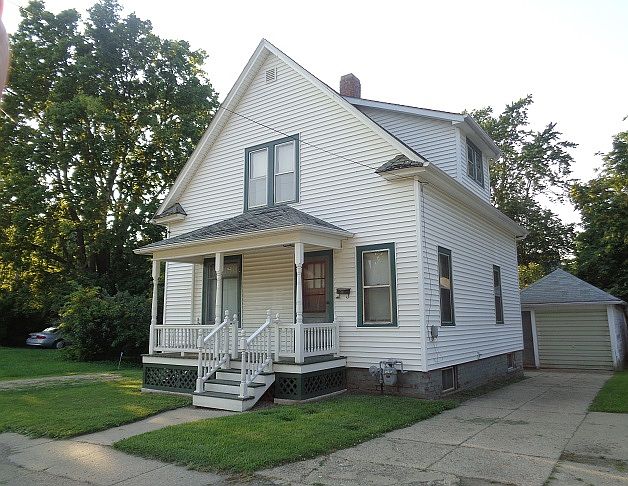 2nd image of 330 Wilsey Ct