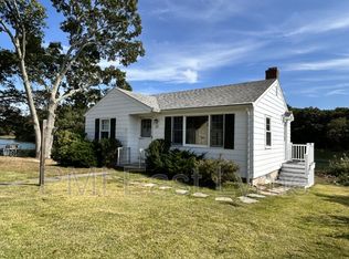 32 Homestead Cir, Old Lyme, CT 06371